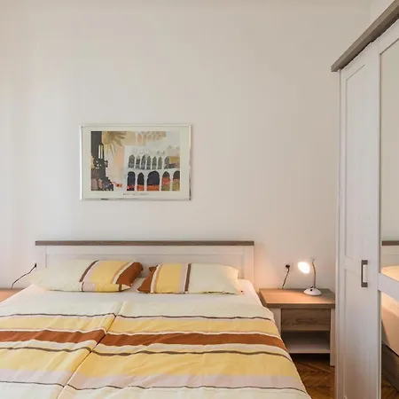Fuer 4 Personen Ca 50 Qm In Crikvenica, Kvarner Bucht Und Umgebung * 茨里克韦尼察